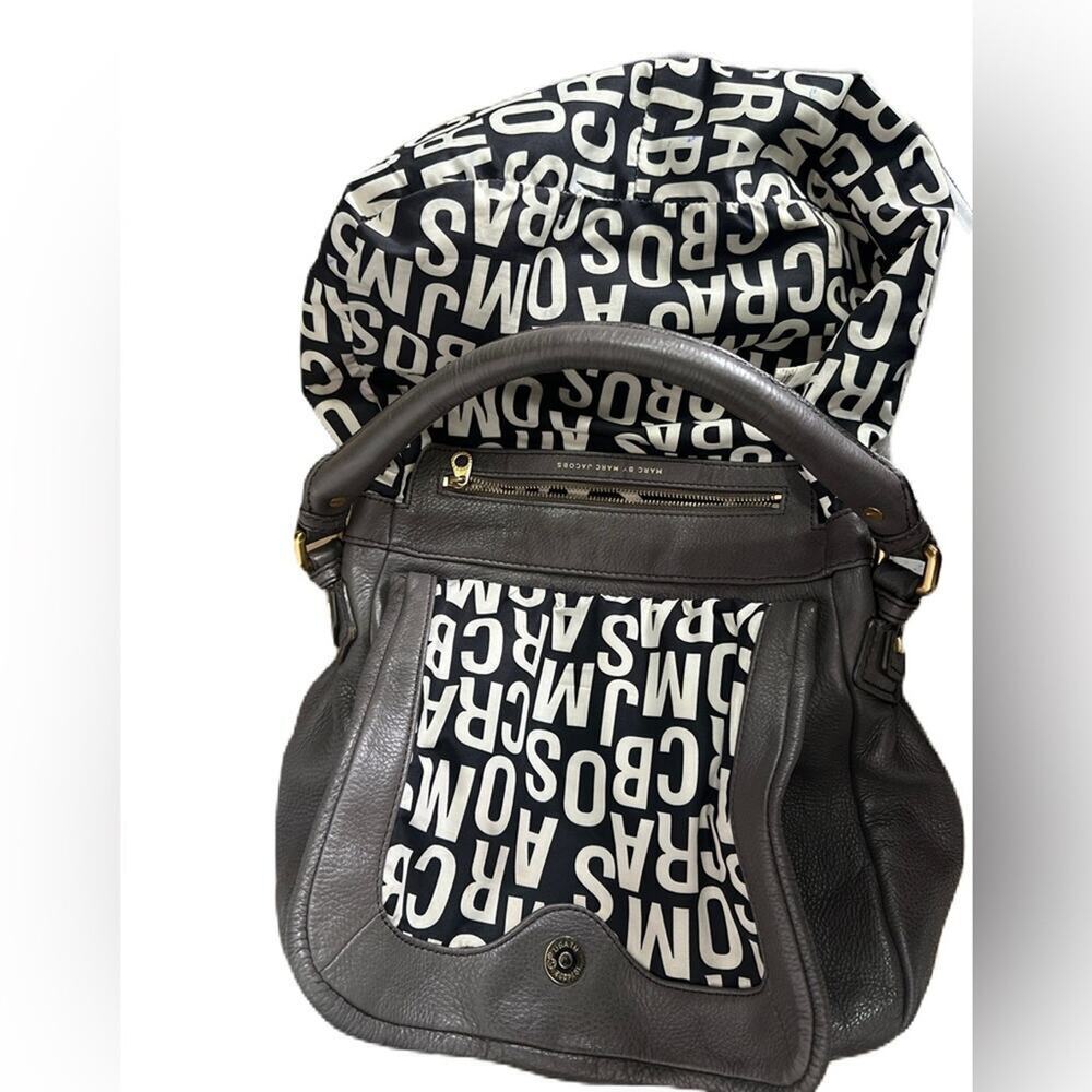 ★ EUC Marc Jacobs Pebble Leather Gray Crossbody Handbag Purse - Picture 11 of 16